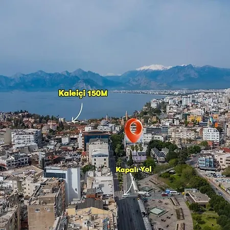 Oldtown For 10 People Αττάλεια